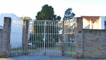 Casa en Venta en Ezpeleta, Quilmes, Buenos Aires, Argentina