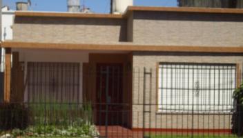 Tipo casa PH en Venta en Berazategui, Berazategui, Buenos Aires, Argentina