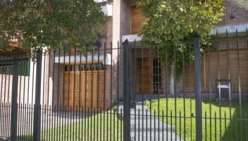 Casa en Venta en Berazategui, Buenos Aires, Argentina